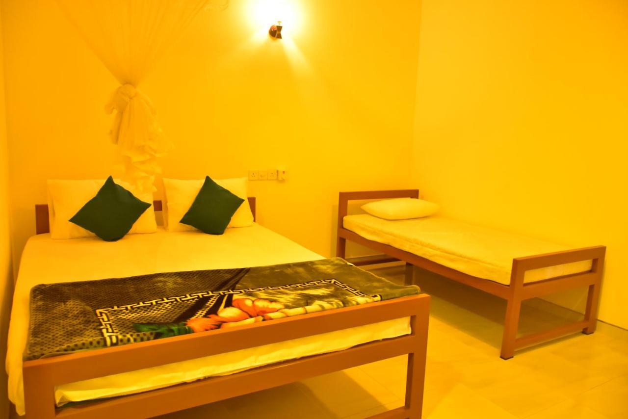 Little Ele Safari Lodge Udawalawe Ngoại thất bức ảnh