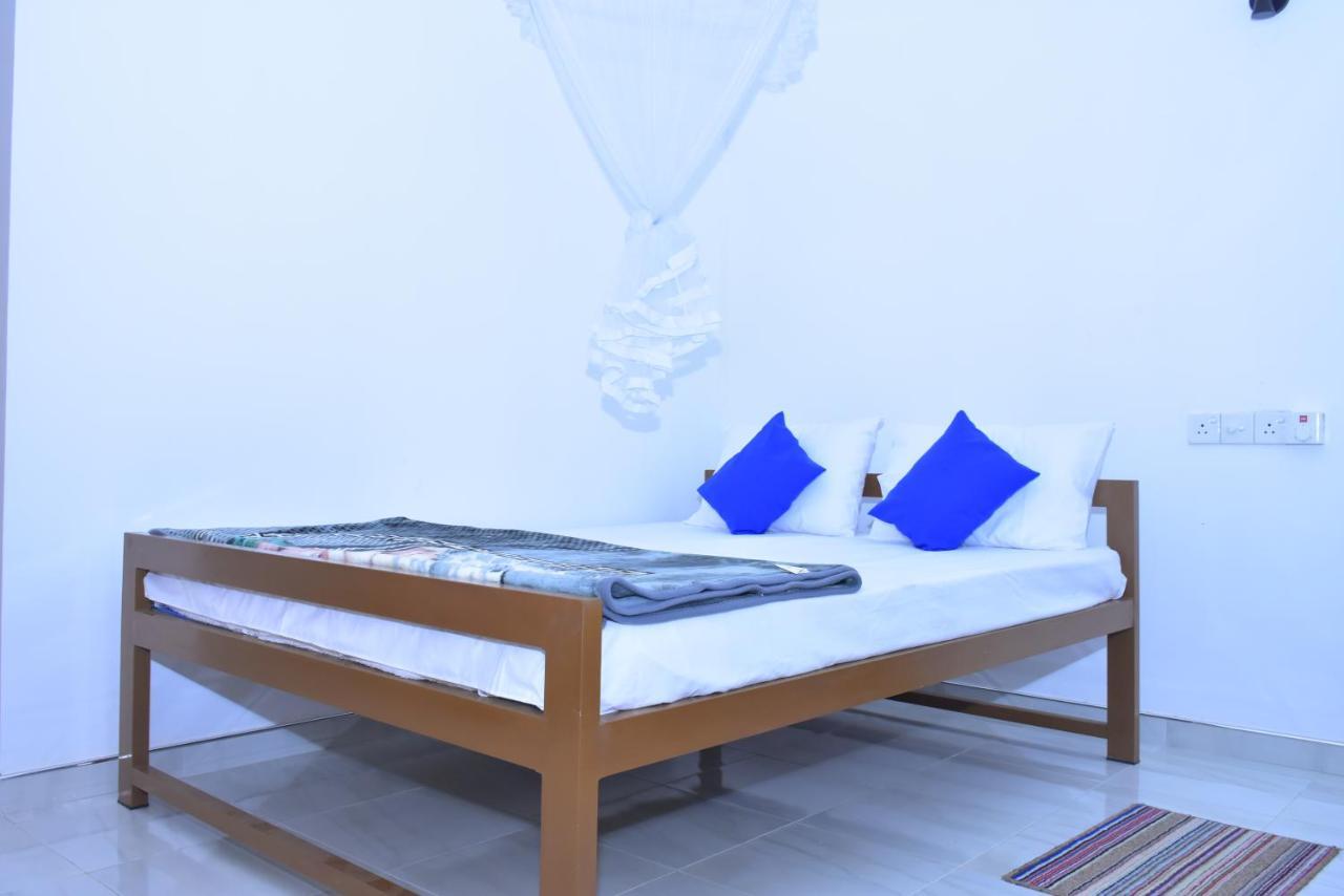 Little Ele Safari Lodge Udawalawe Ngoại thất bức ảnh