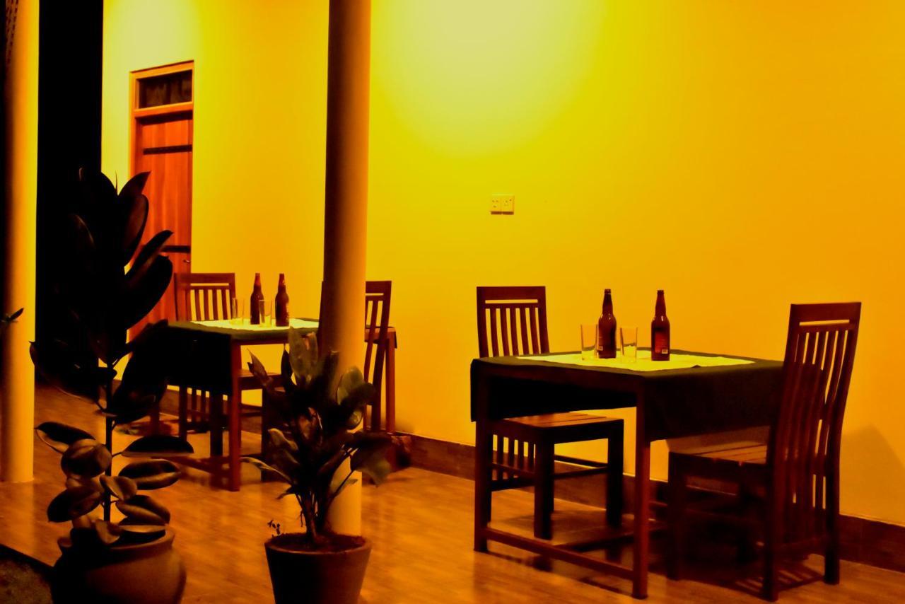 Little Ele Safari Lodge Udawalawe Ngoại thất bức ảnh